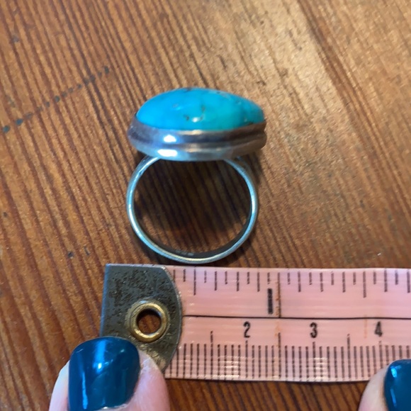 Vintage sterling silver and turquoise stone ring - Picture 10 of 11